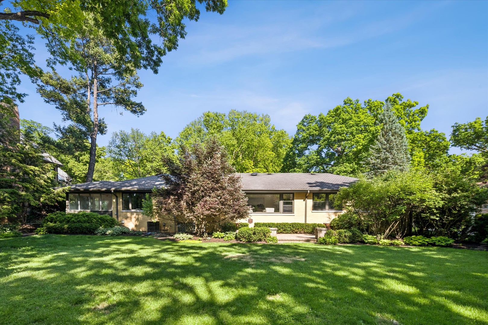 600 Midway Park Avenue, Glen Ellyn, IL 60137