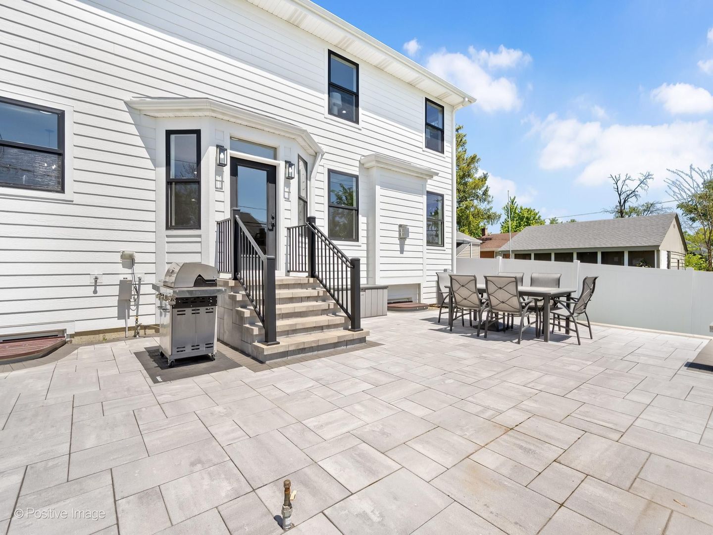 411 Chicago Avenue, Downers Grove, IL 60515