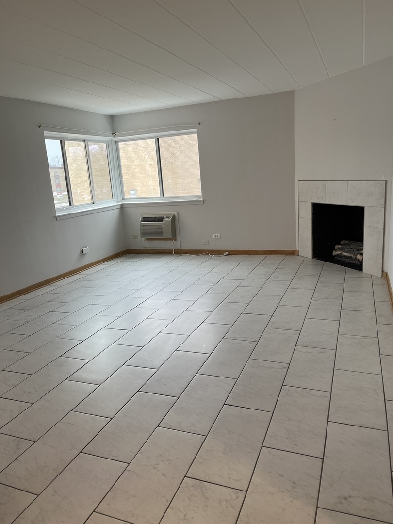 2640 Flossmoor Road #2S, Flossmoor, IL 60422