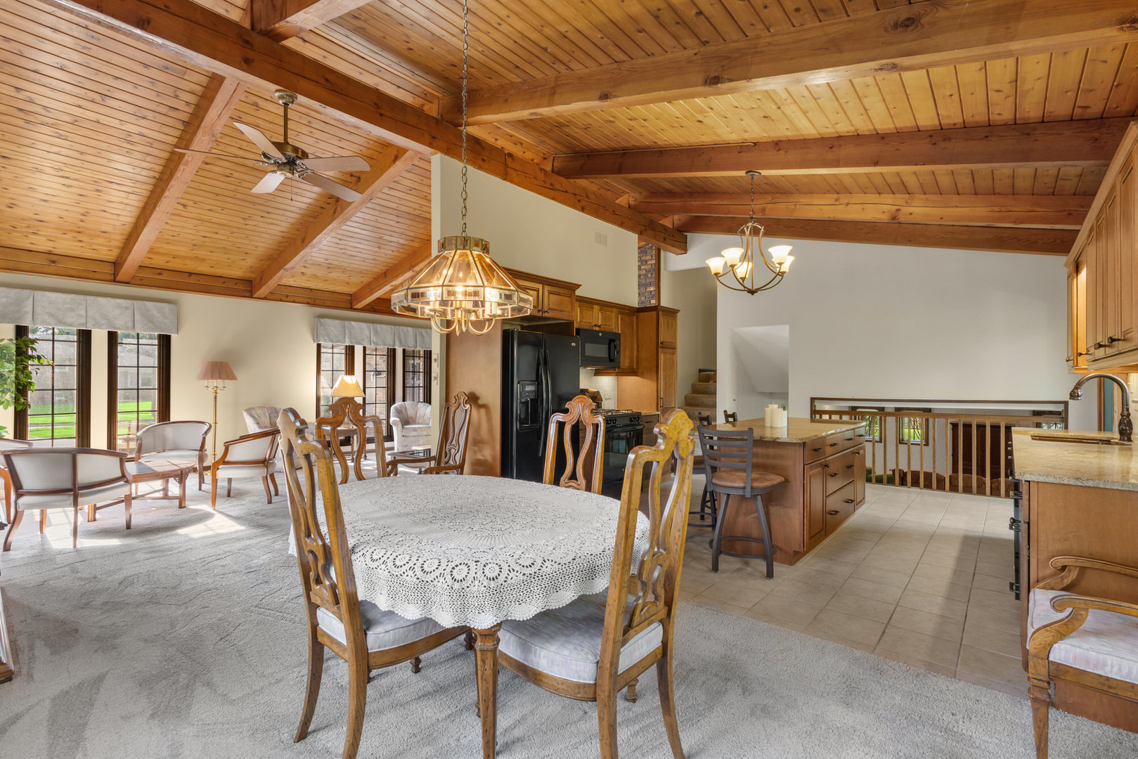 329 S Fairfield Avenue, Lombard, IL 60148
