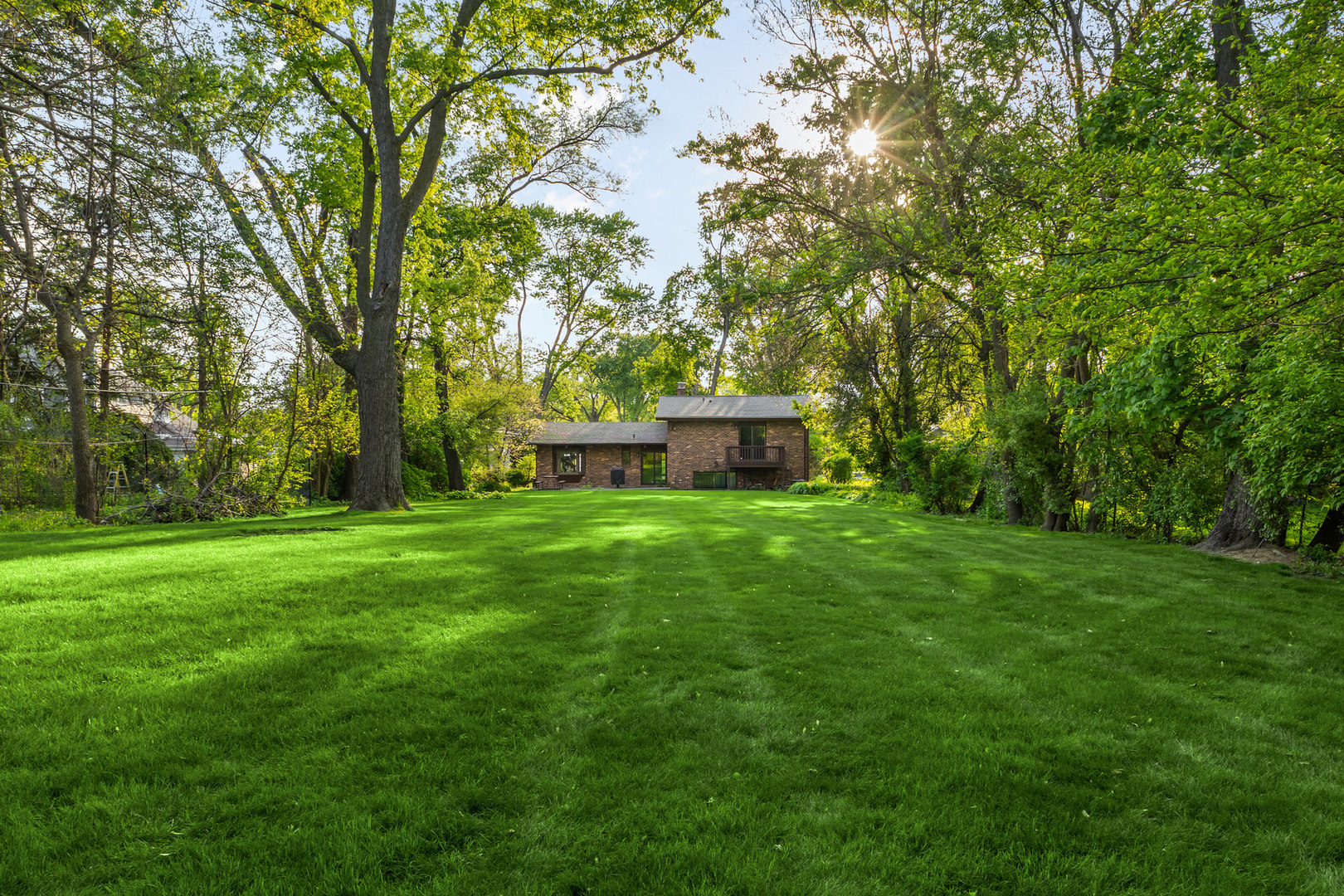 329 S Fairfield Avenue, Lombard, IL 60148
