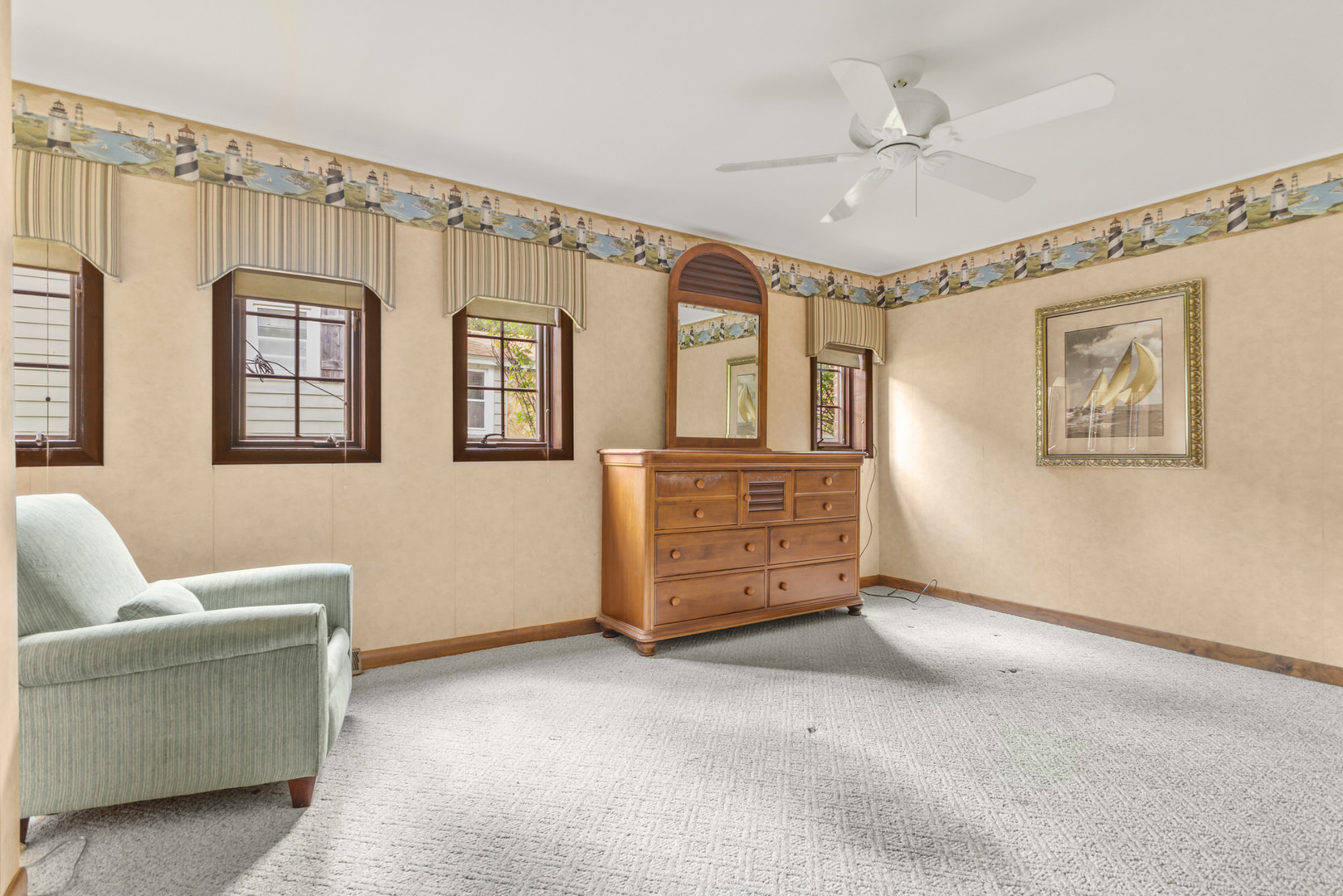 329 S Fairfield Avenue, Lombard, IL 60148