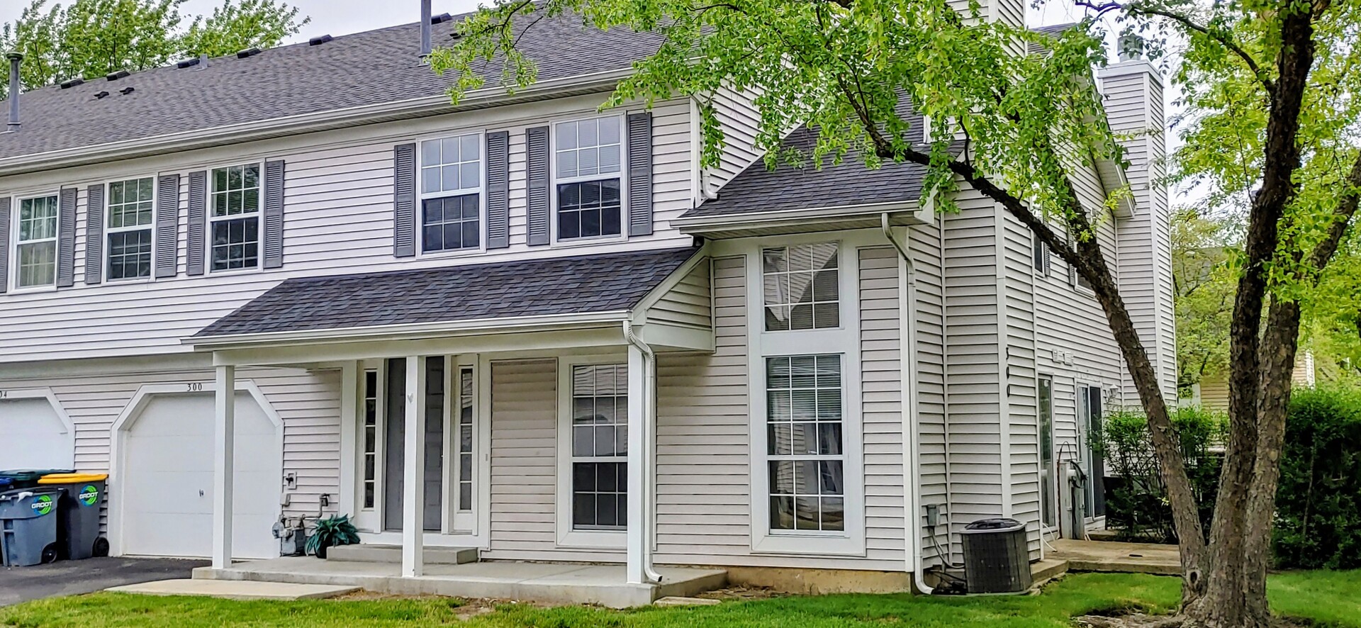 300 TEAK Lane, Streamwood, IL 60107