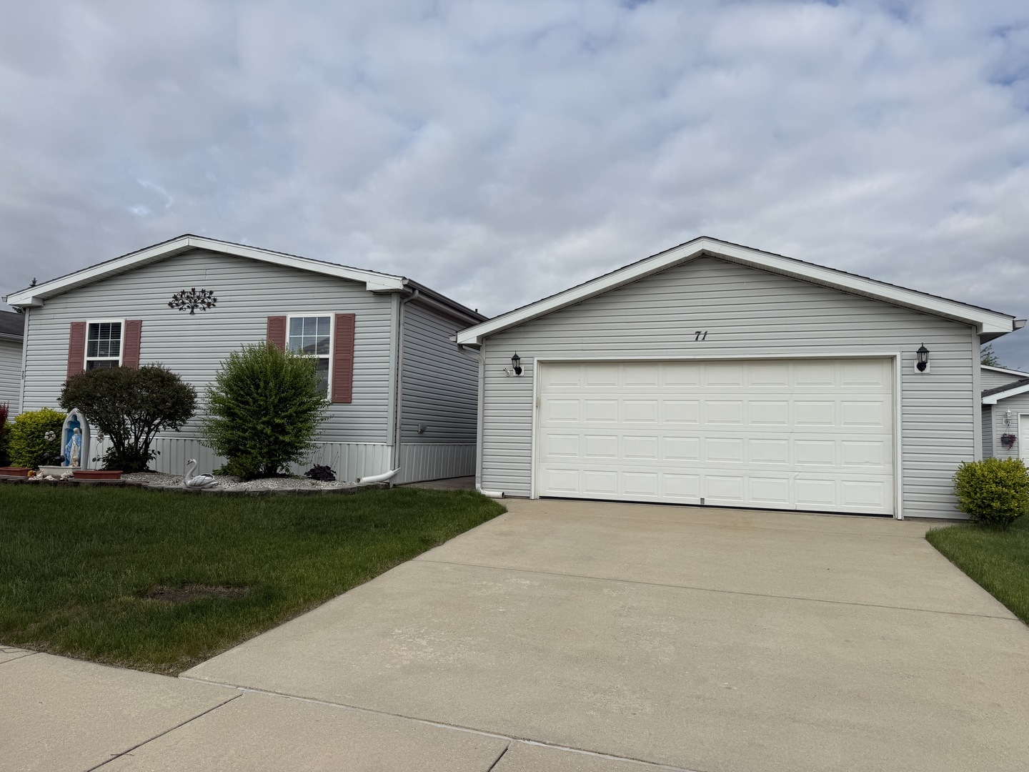 71 Begonia Drive, Matteson, IL 60443