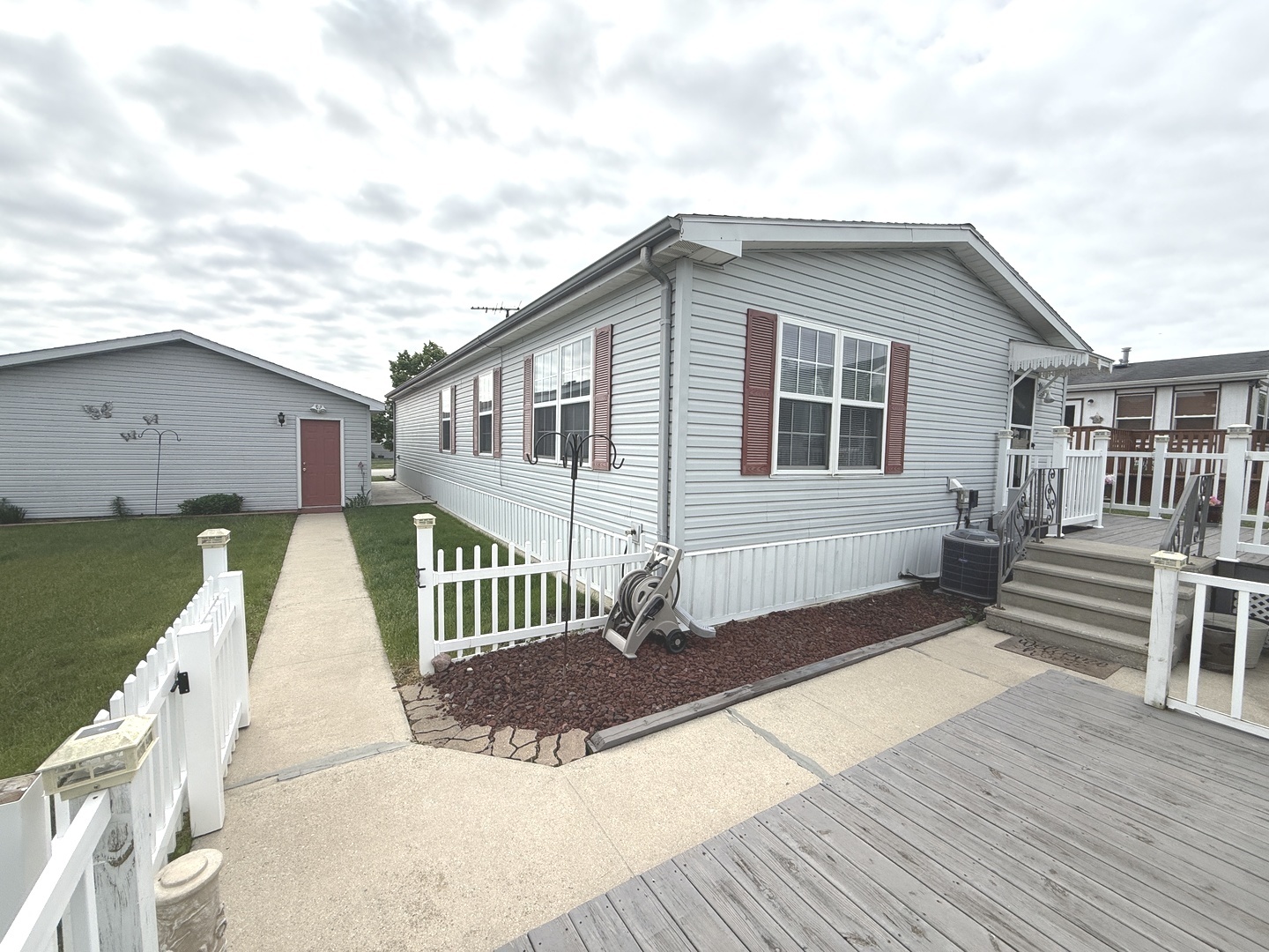 71 Begonia Drive, Matteson, IL 60443