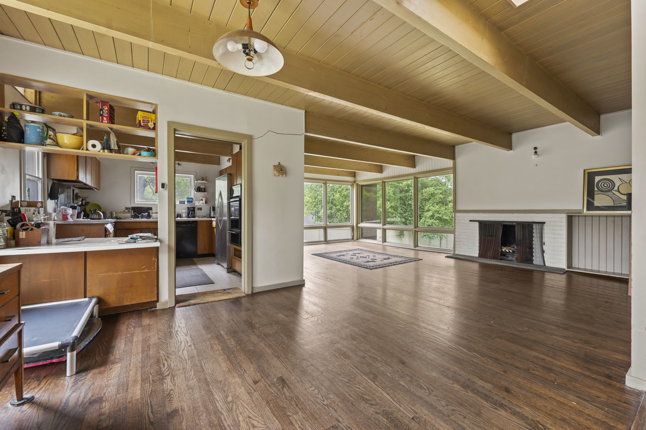 431 S Saint Marys Road, Libertyville, IL 60048