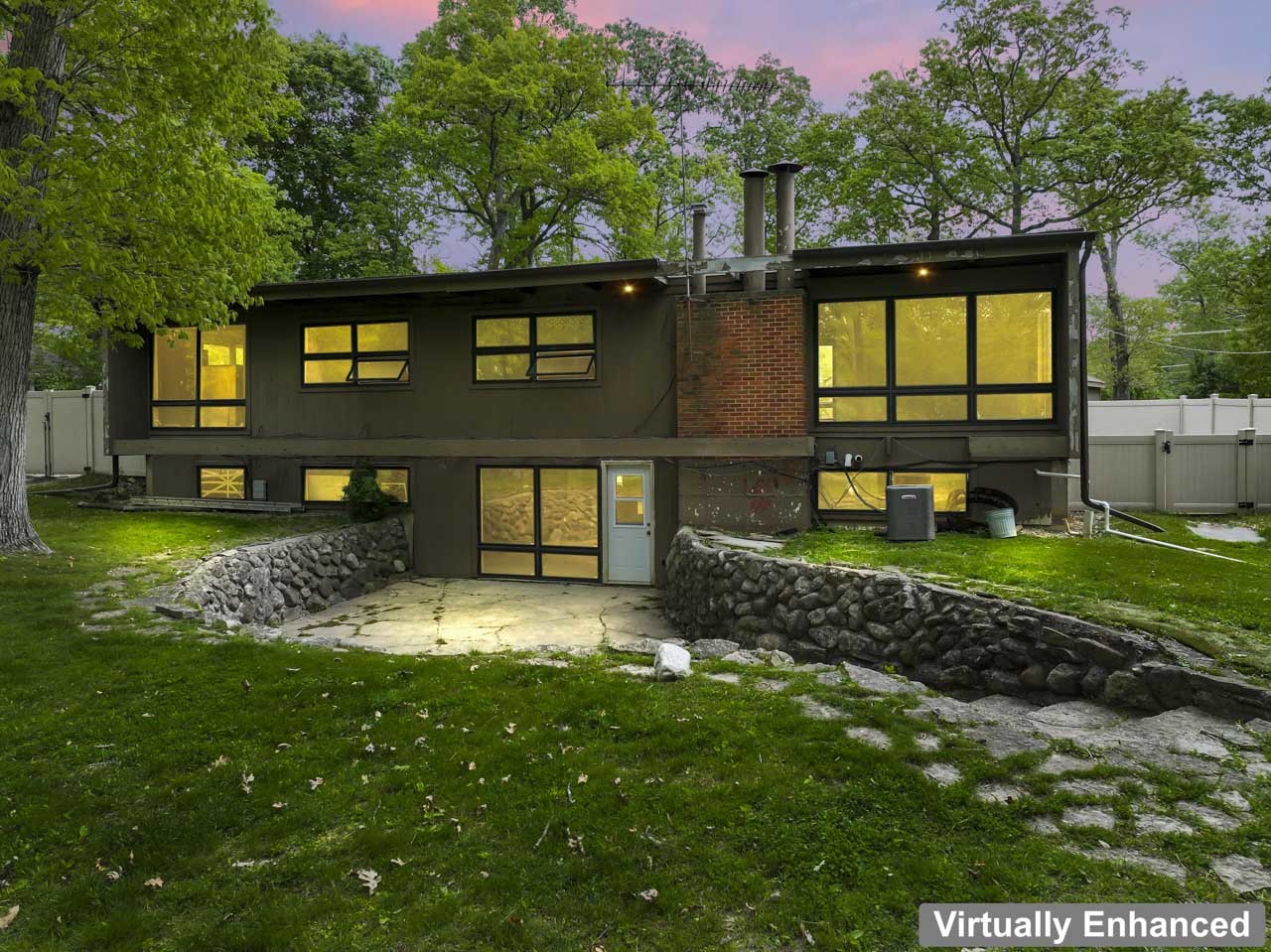431 S Saint Marys Road, Libertyville, IL 60048