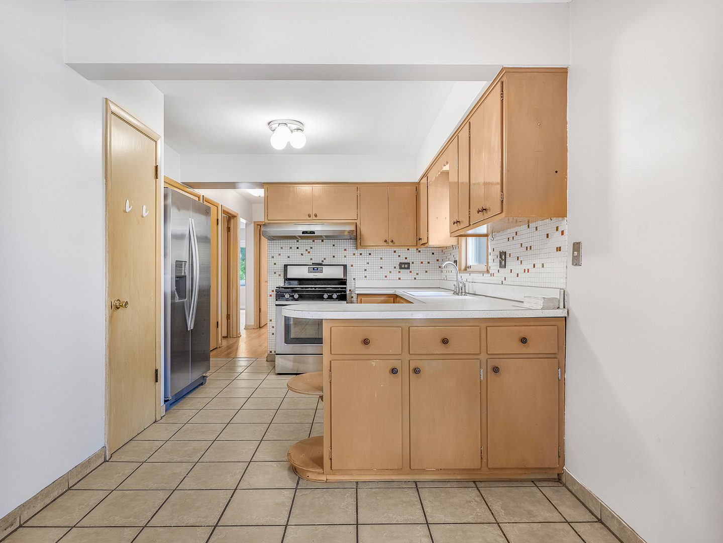 3860 N Oketo Avenue, Chicago, IL 60634