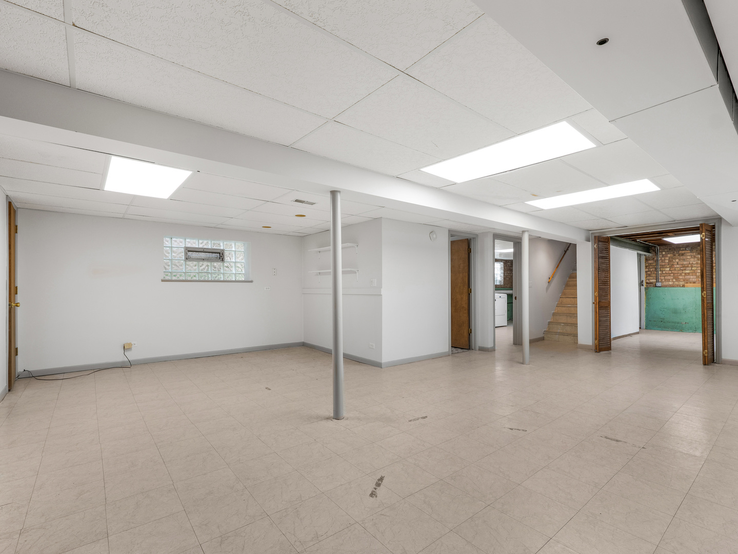 3860 N Oketo Avenue, Chicago, IL 60634