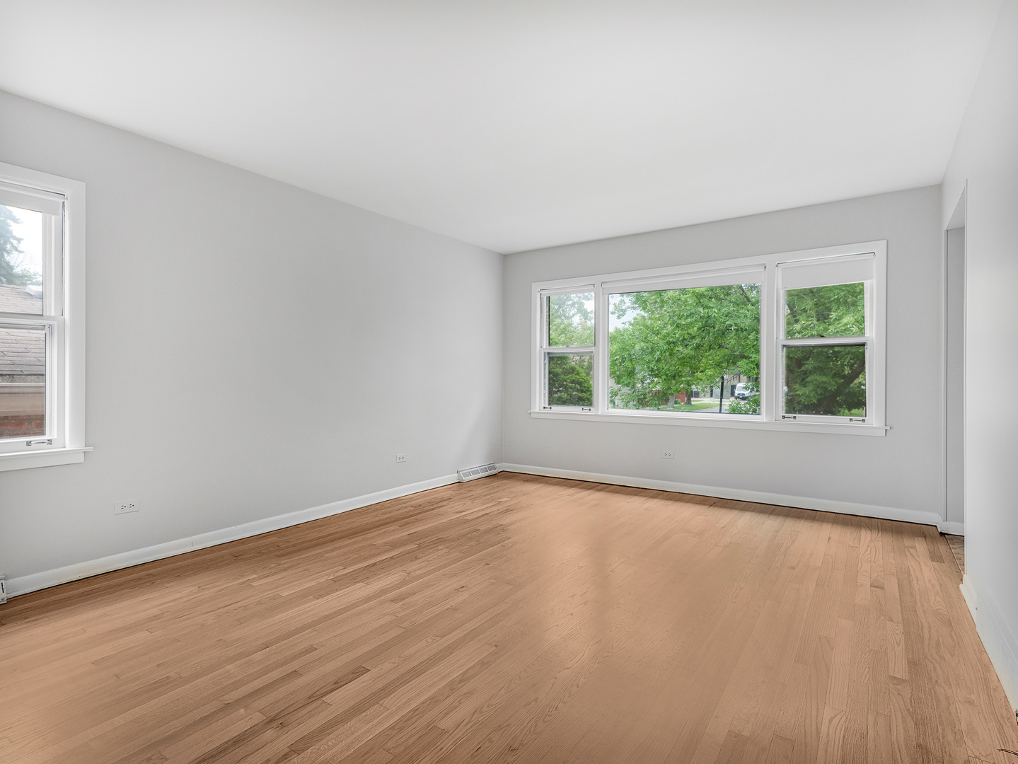 3860 N Oketo Avenue, Chicago, IL 60634