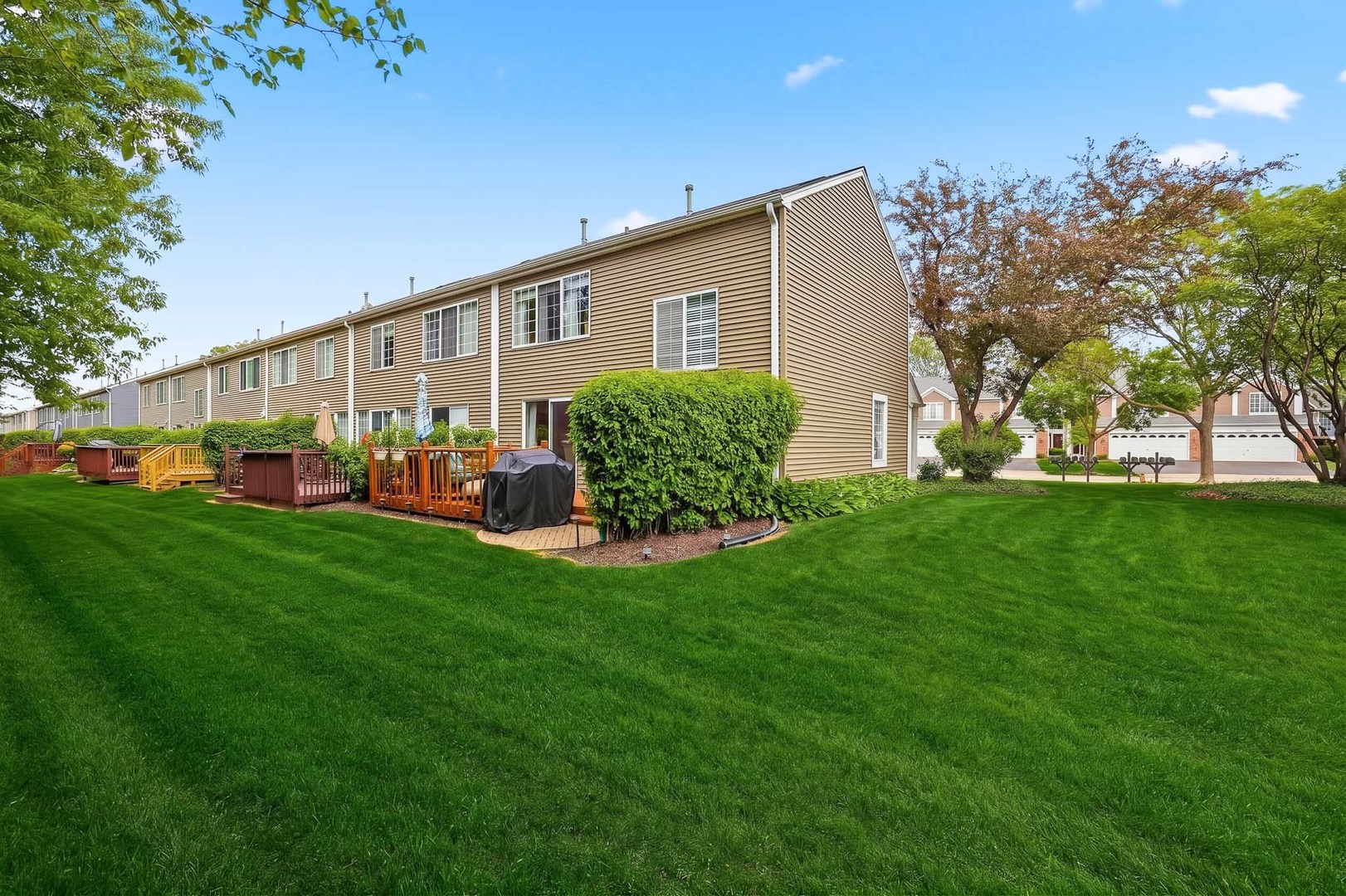 1307 Summersweet Lane, Bartlett, IL 60103