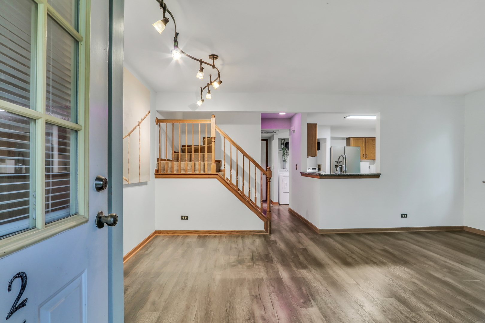 274 W Treehouse Lane #274, Round Lake, IL 60073