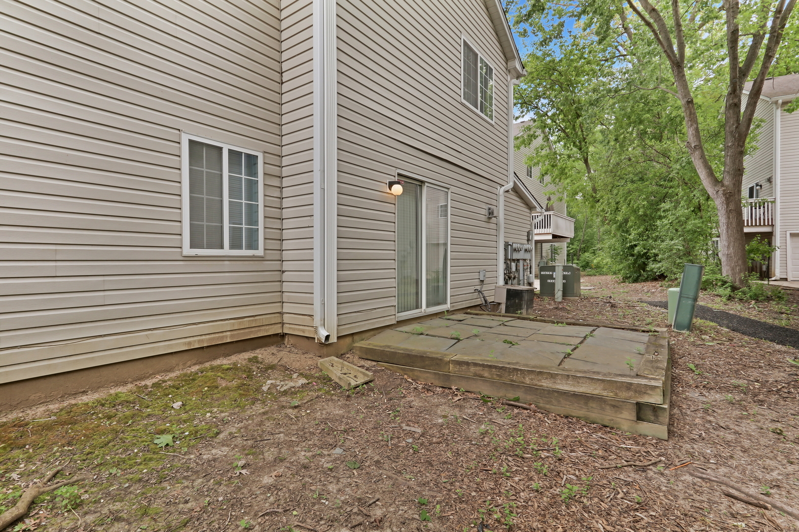 274 W Treehouse Lane #274, Round Lake, IL 60073