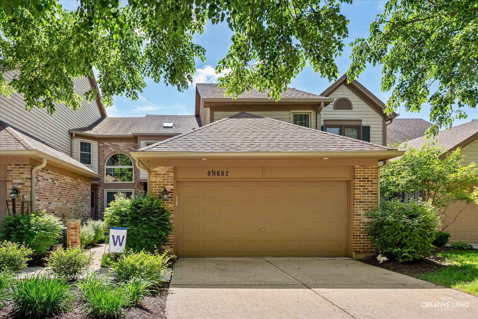 0N682 CHELSEA Circle, Winfield, IL 60190