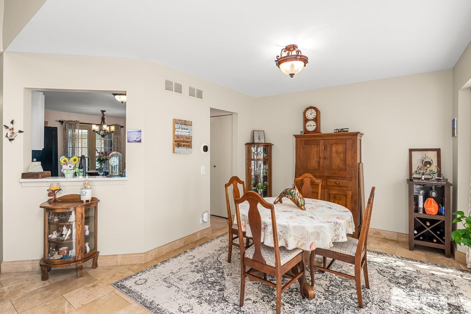 0N682 CHELSEA Circle, Winfield, IL 60190