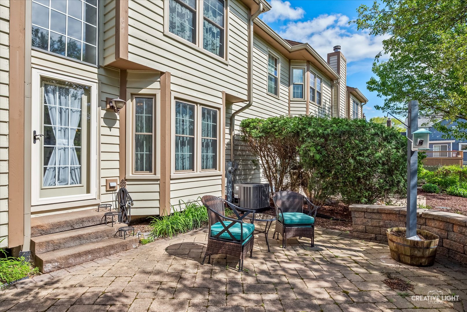 0N682 CHELSEA Circle, Winfield, IL 60190