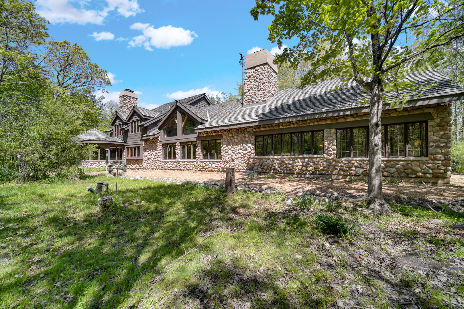 27250 N Meadowoods Lane, Mettawa, IL 60048