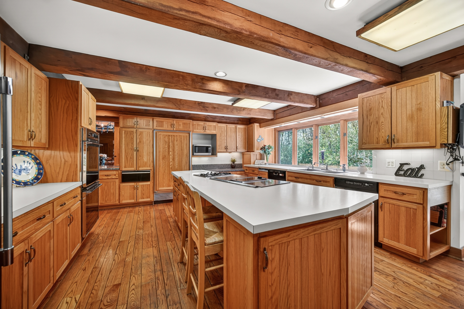 27250 N Meadowoods Lane, Mettawa, IL 60048