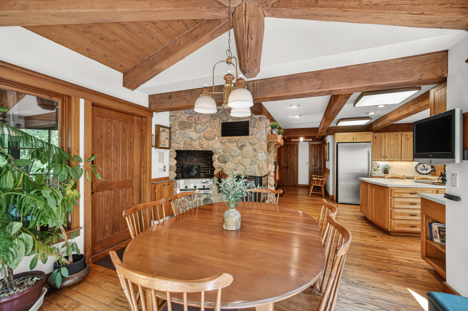 27250 N Meadowoods Lane, Mettawa, IL 60048