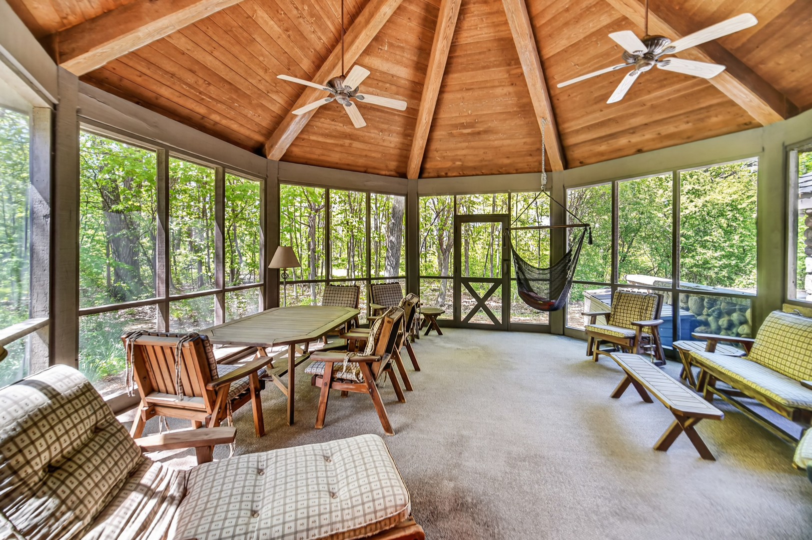 27250 N Meadowoods Lane, Mettawa, IL 60048