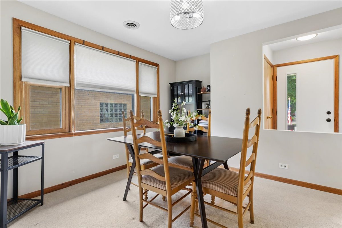 2508 W Sibley Street, Park Ridge, IL 60068