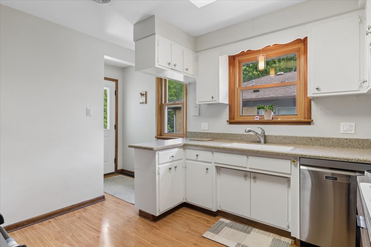2508 W Sibley Street, Park Ridge, IL 60068
