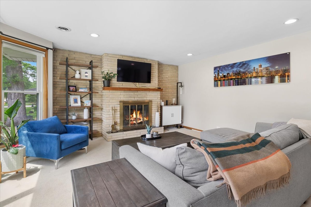 2508 W Sibley Street, Park Ridge, IL 60068