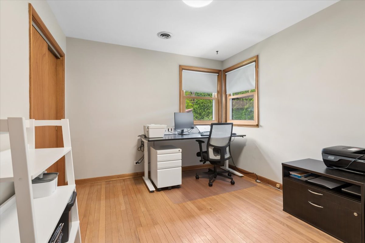 2508 W Sibley Street, Park Ridge, IL 60068