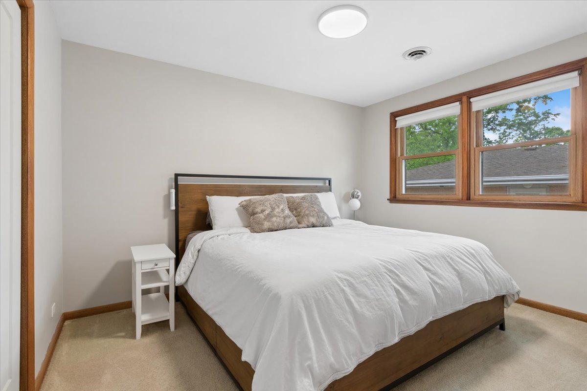 2508 W Sibley Street, Park Ridge, IL 60068