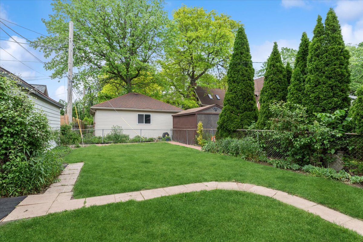 2508 W Sibley Street, Park Ridge, IL 60068