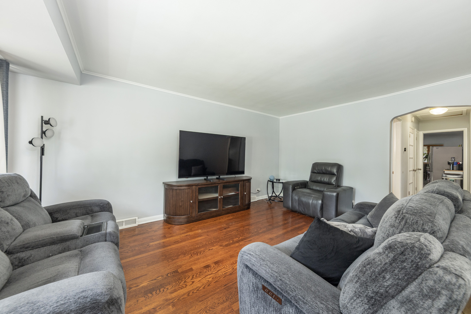 4216 Kathleen Lane, Oak Lawn, IL 60453