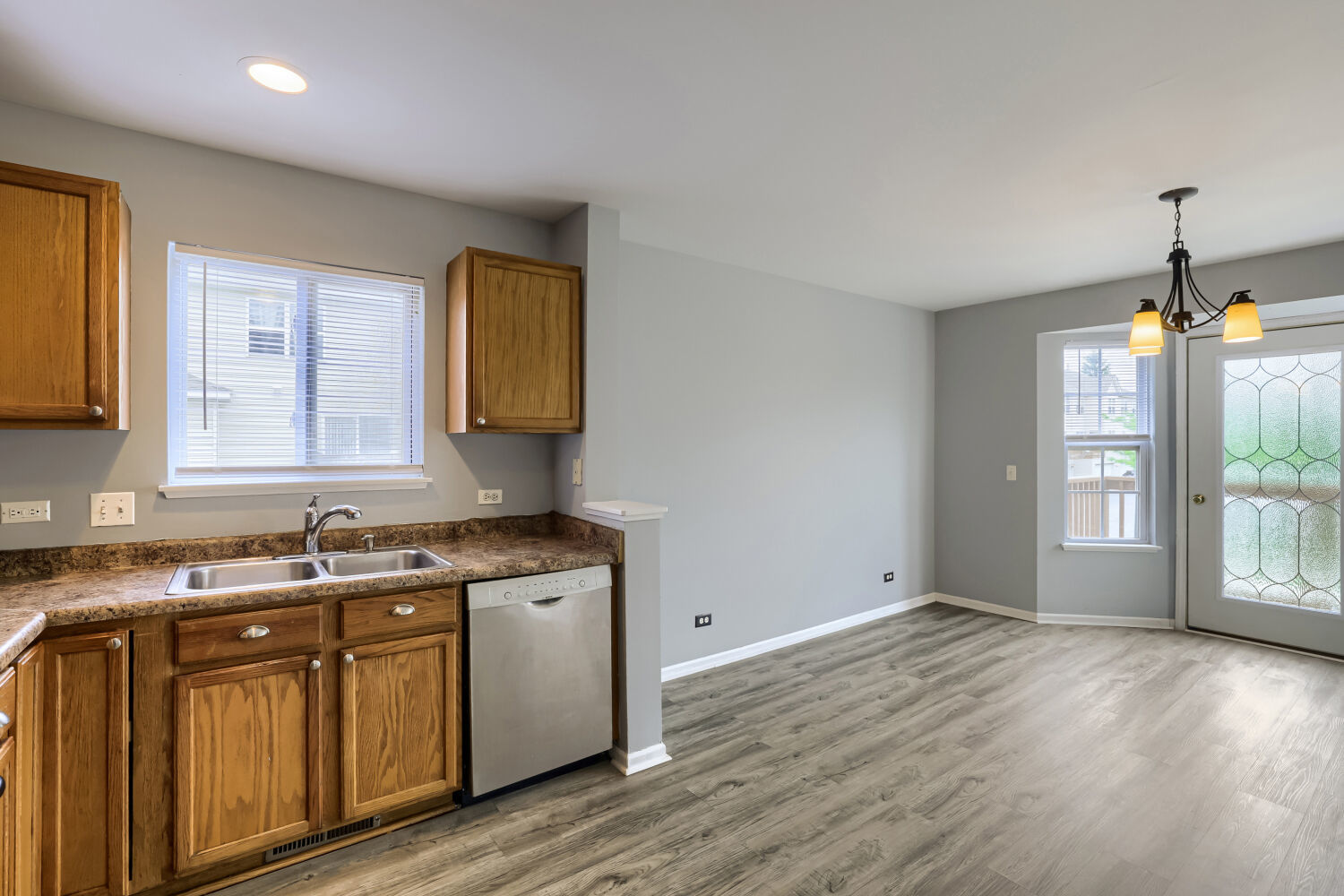 34290 N Barberry Road, Round Lake Beach, IL 60073