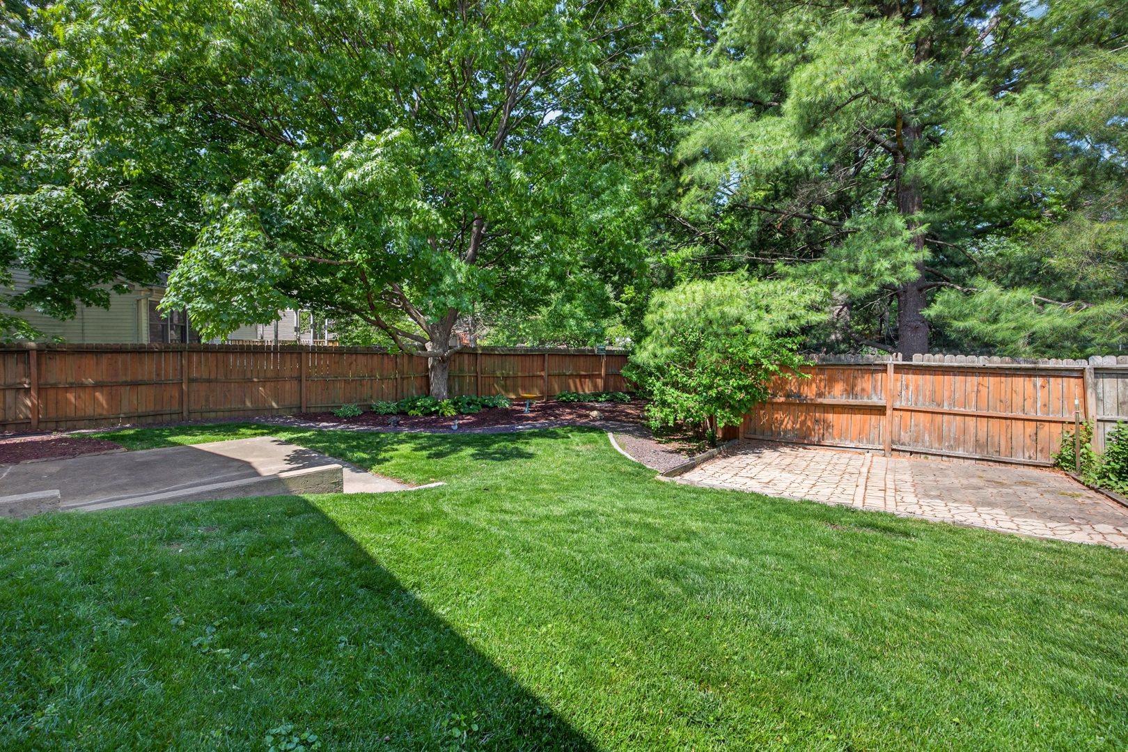 2910 Wellington Way, Bloomington, IL 61704