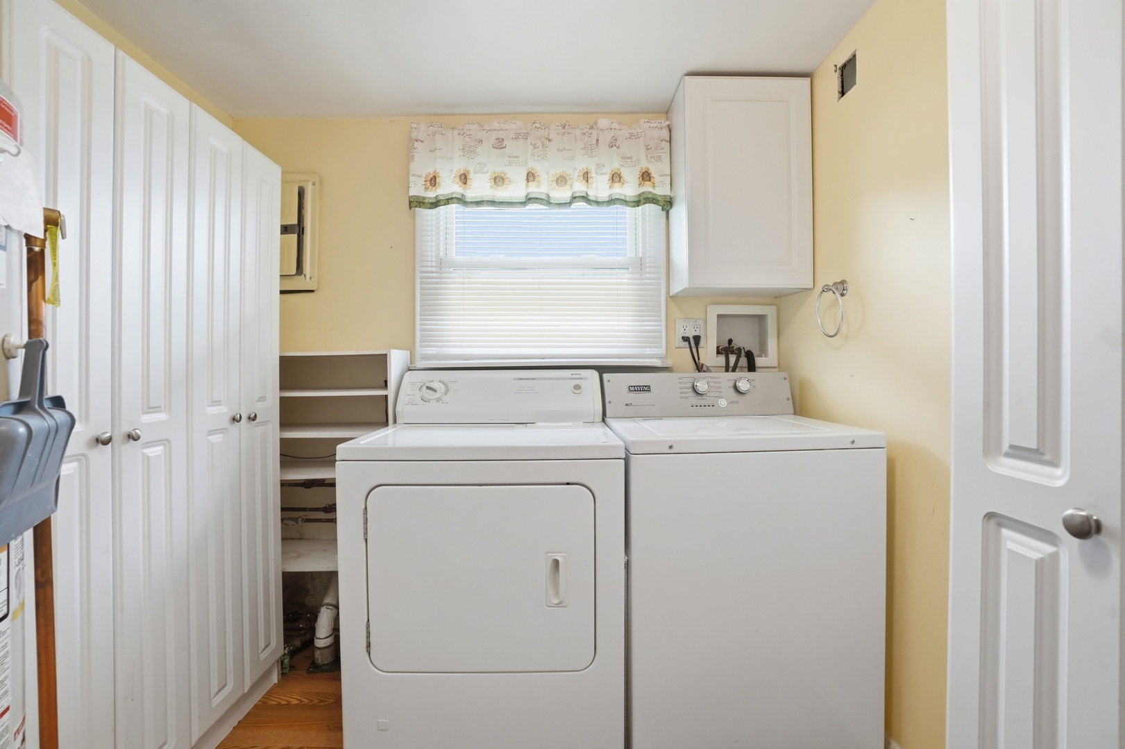 804 W Kent Avenue, Crete, IL 60417