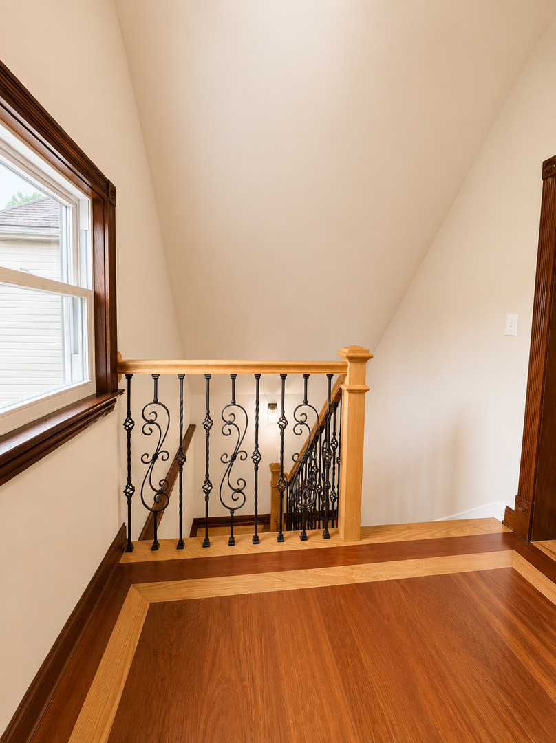 4552 S California Avenue, Chicago, IL 60632