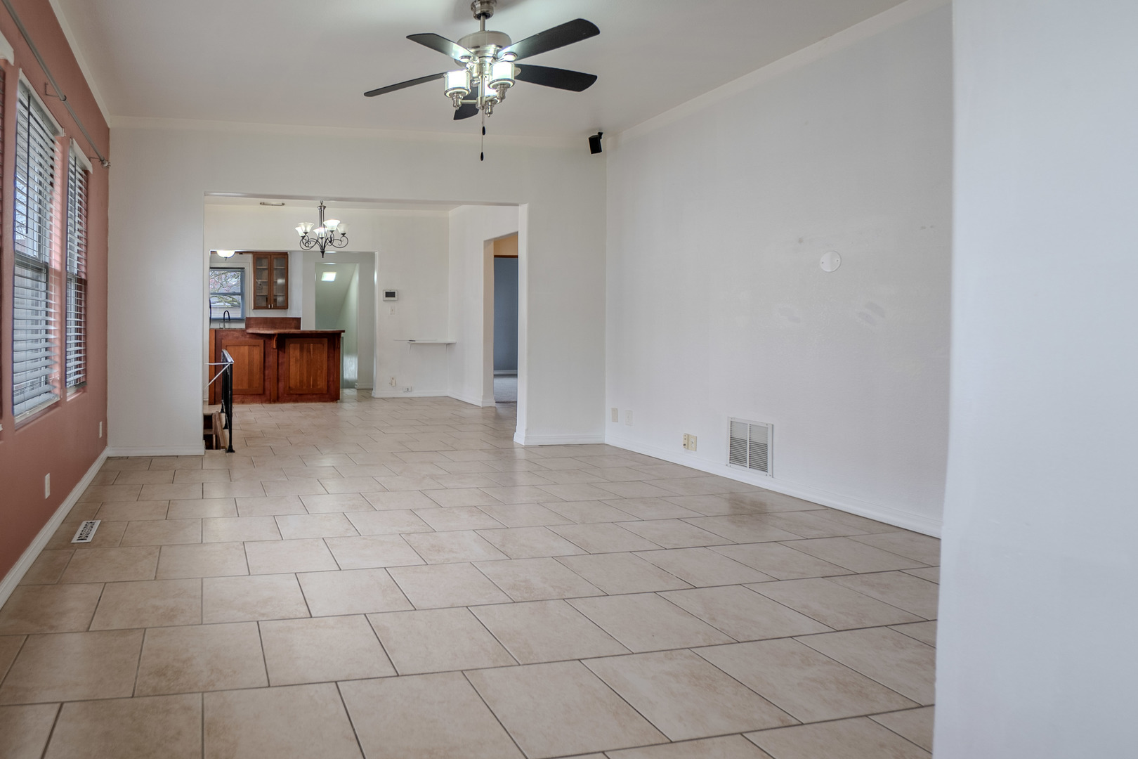 913 Oakland Avenue, Joliet, IL 60435