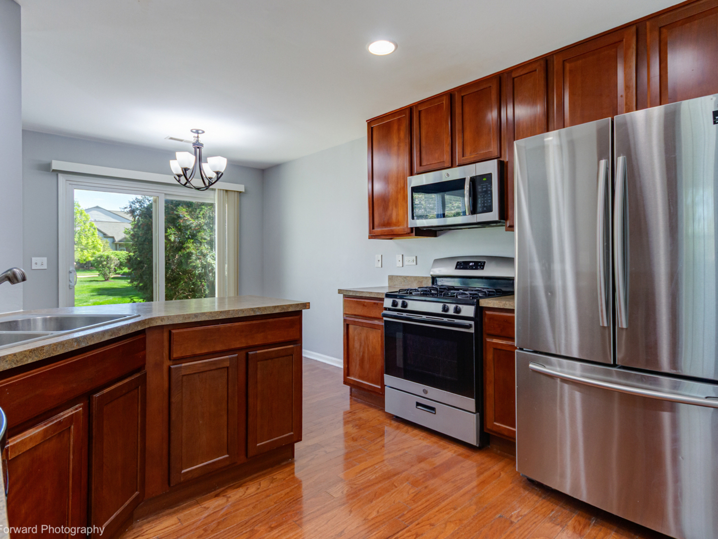 656 HAWLEY Drive, Oswego, IL 60543