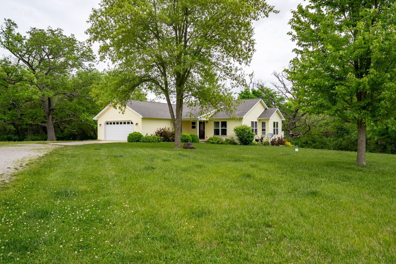 2662 Evans Road, Magnolia, IL 61336