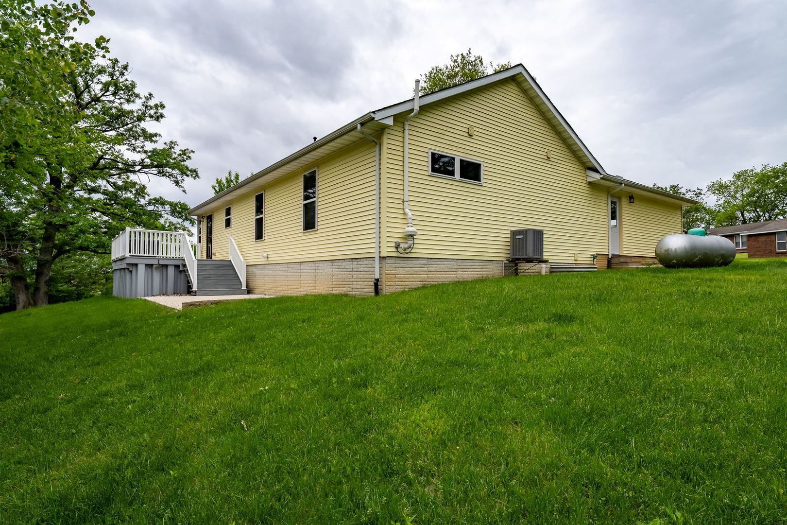 2662 Evans Road, Magnolia, IL 61336