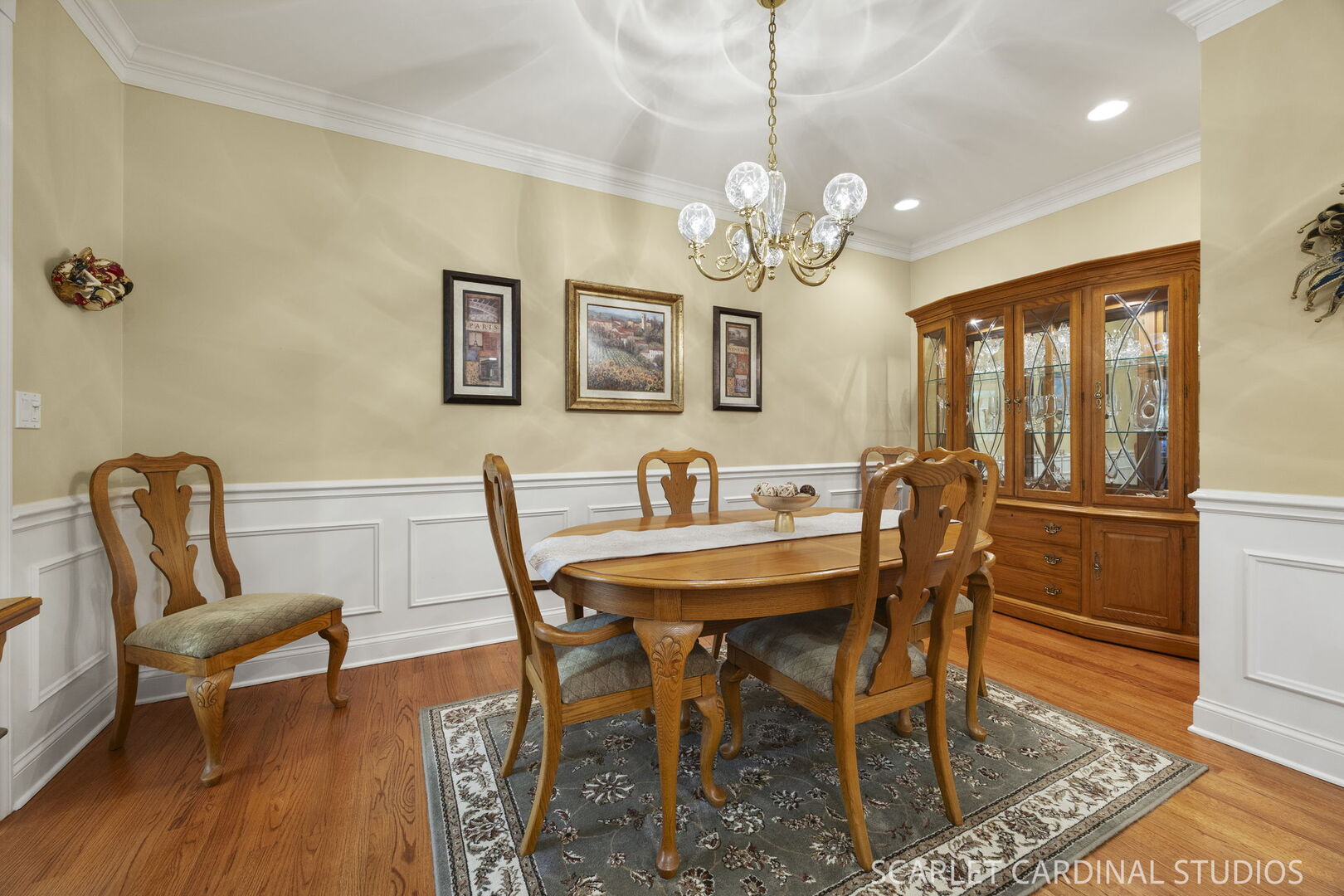 1028 Crestwood Circle, St. Charles, IL 60175