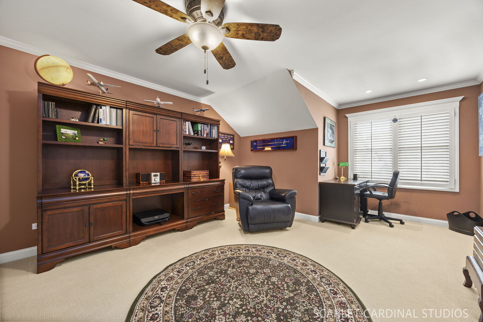 1028 Crestwood Circle, St. Charles, IL 60175