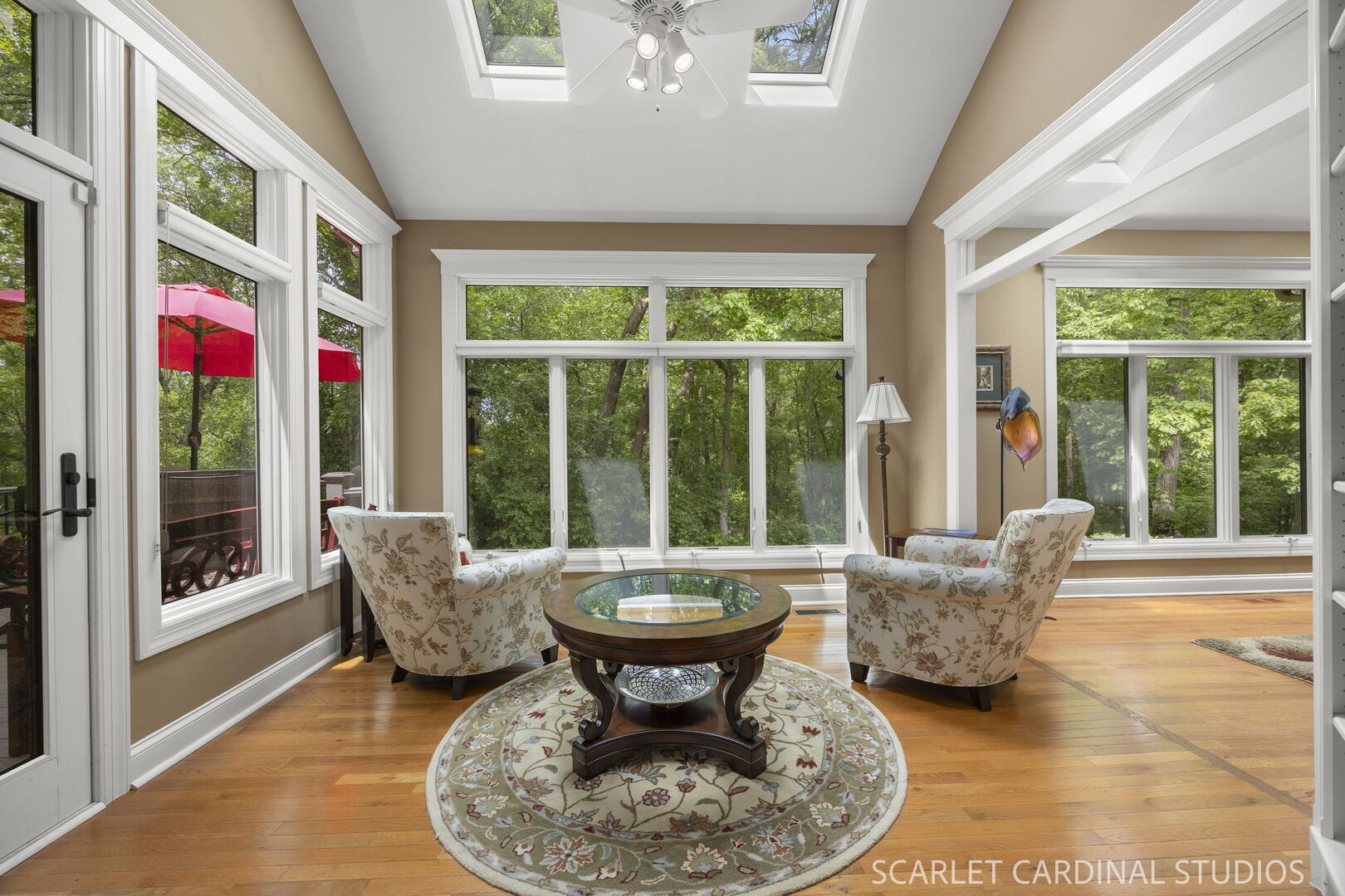 1028 Crestwood Circle, St. Charles, IL 60175