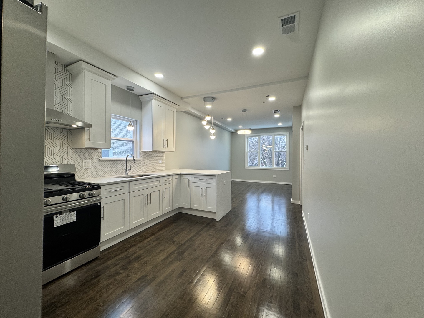4904 W 31st Street, Cicero, IL 60804