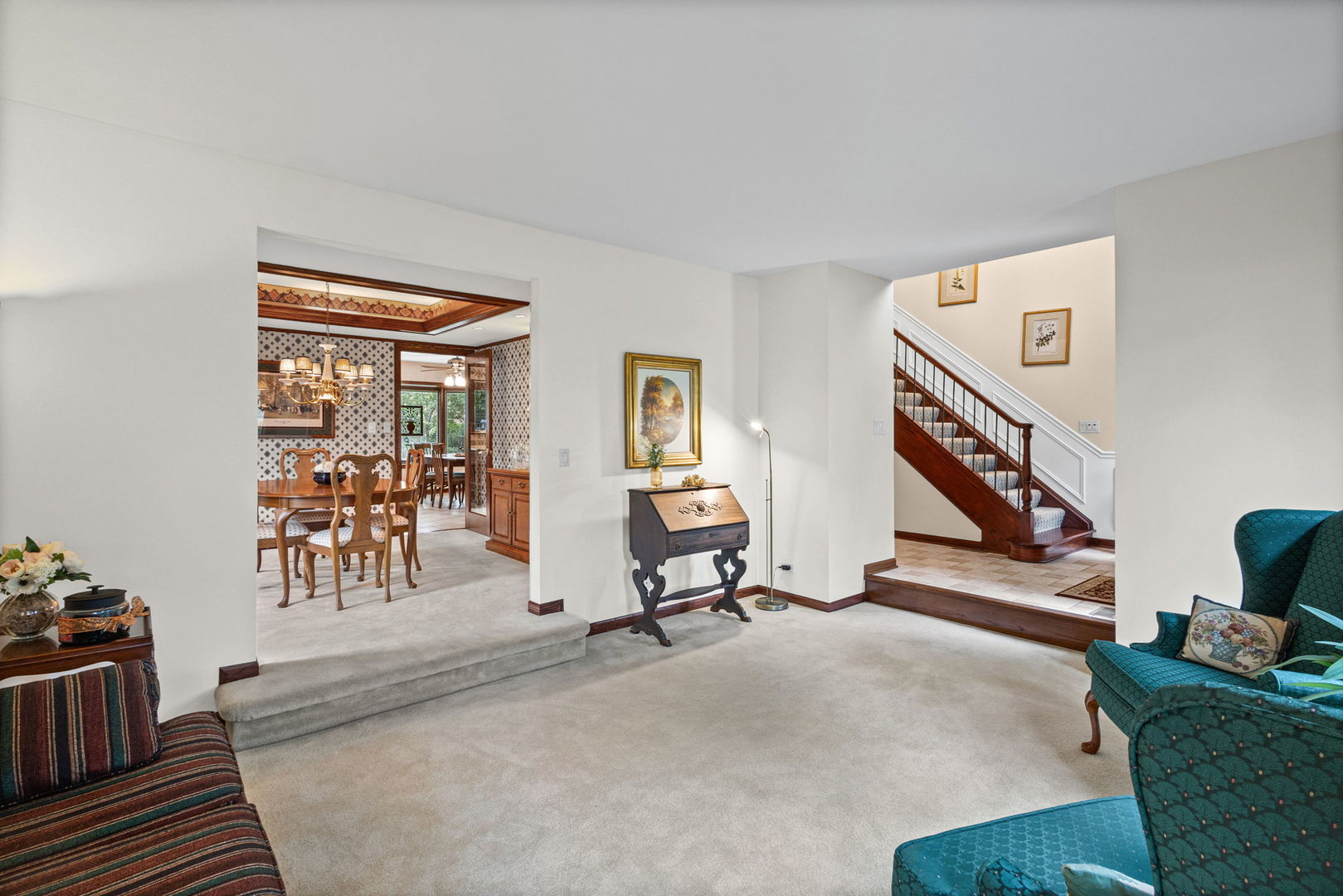 1227 S Highland Avenue, Arlington Heights, IL 60005
