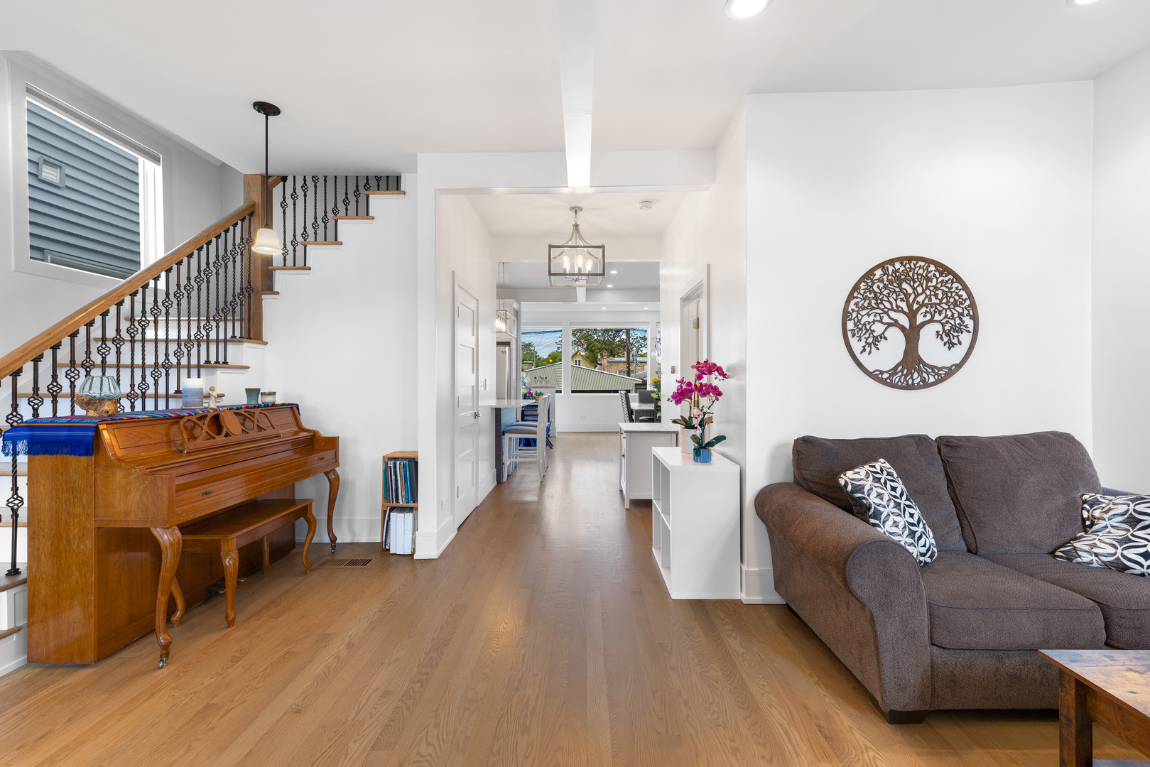 3136 S Komensky Avenue, Chicago, IL 60623