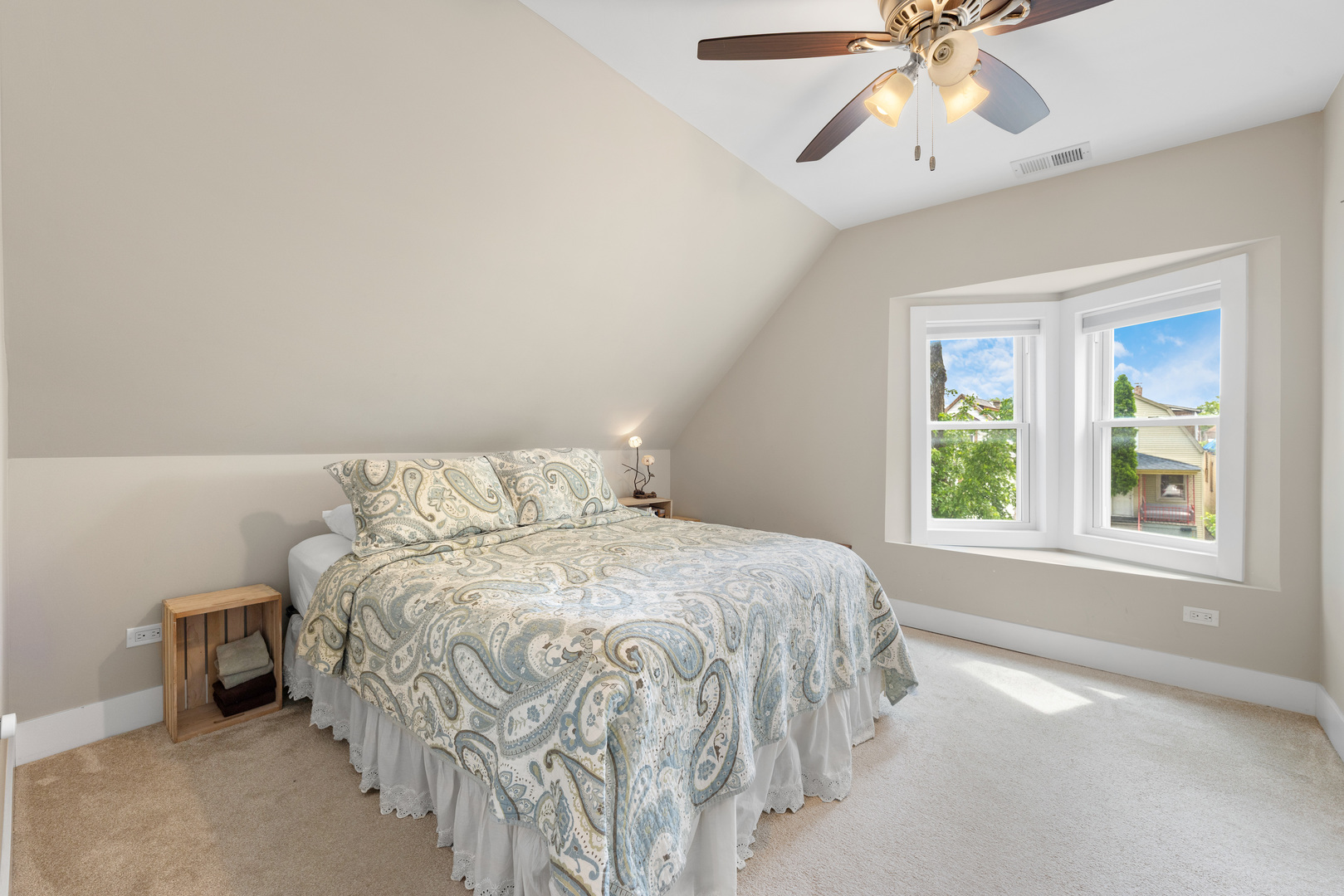 3136 S Komensky Avenue, Chicago, IL 60623