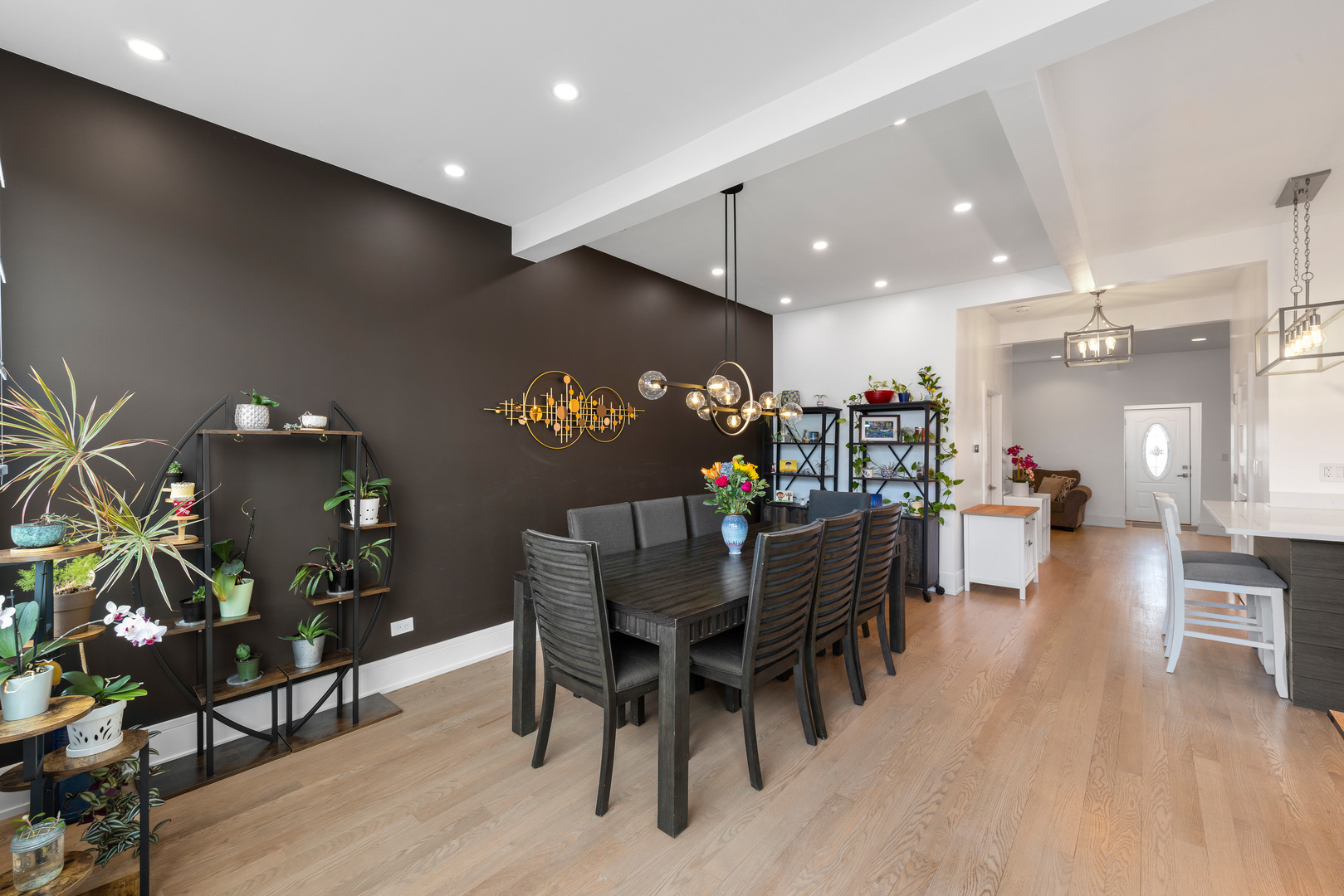 3136 S Komensky Avenue, Chicago, IL 60623