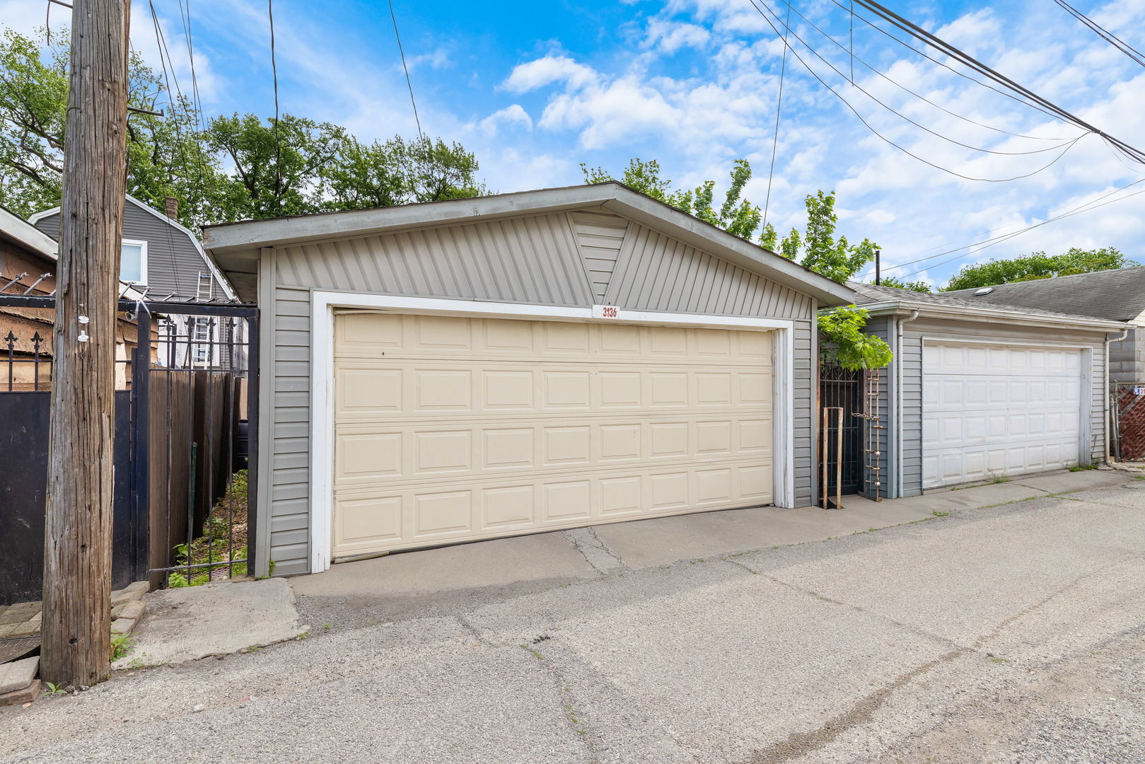 3136 S Komensky Avenue, Chicago, IL 60623