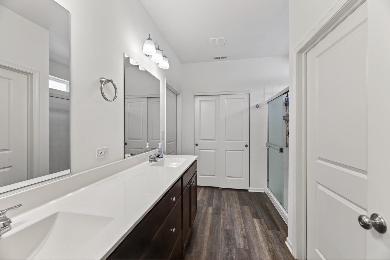 833 Americana Avenue, Pingree Grove, IL 60140