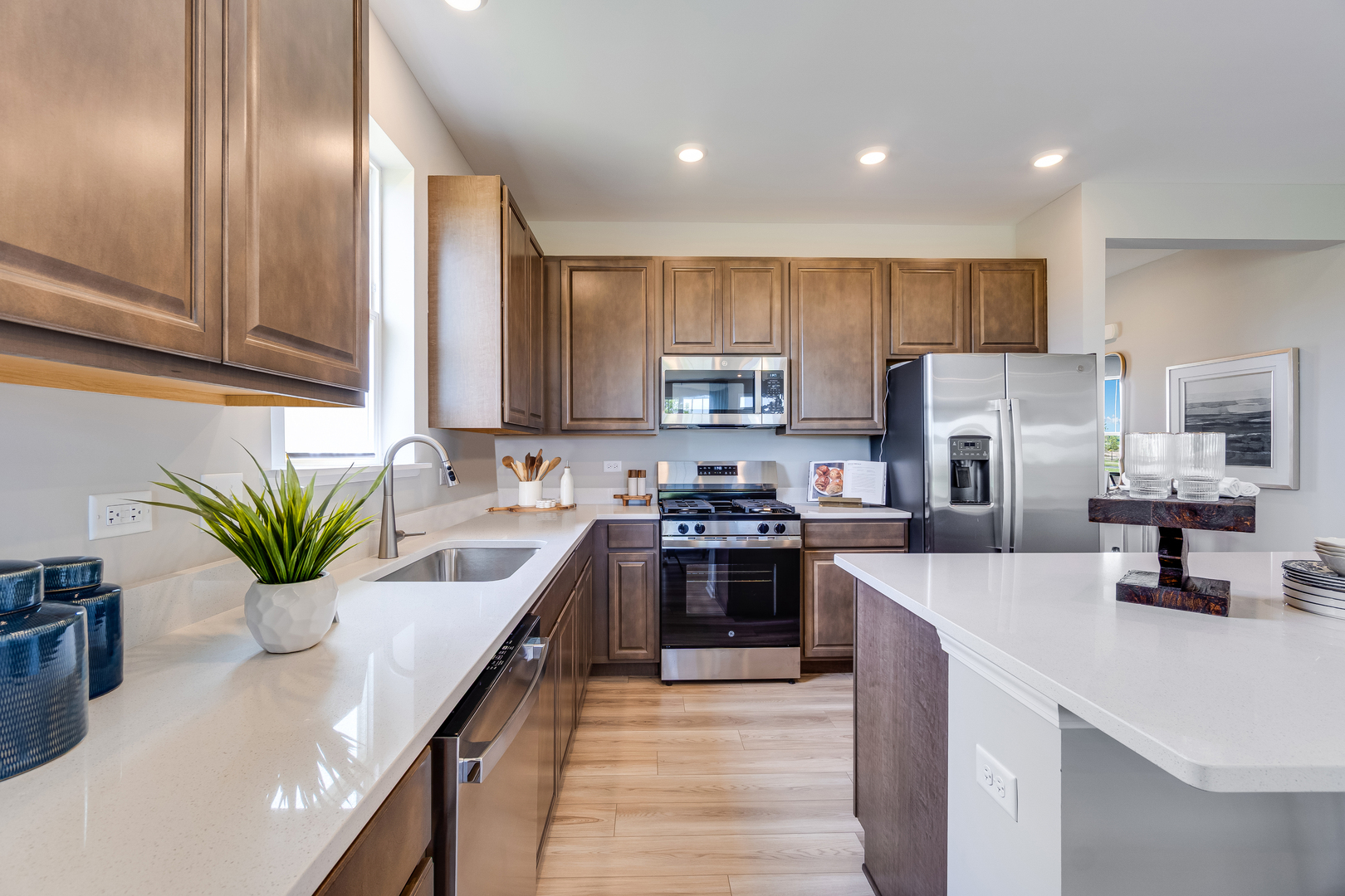 4258 Meadowridge Road, Woodstock, IL 60098